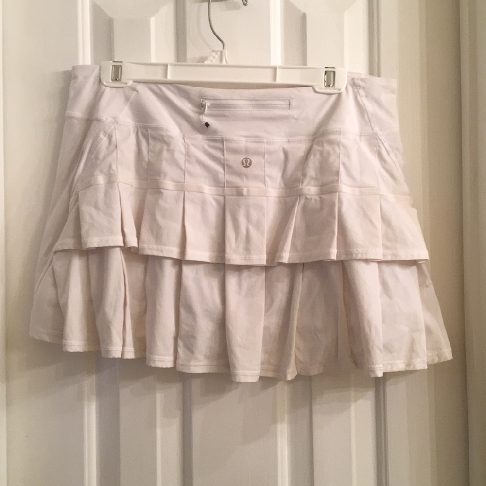 Lululemon ruffle skort